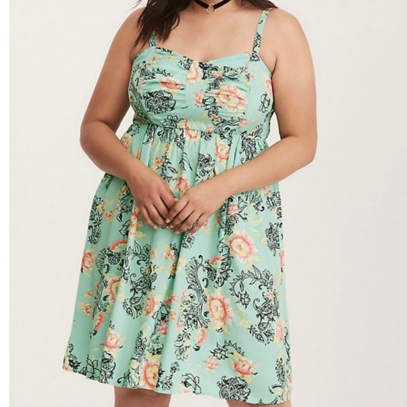 torrid Dresses & Skirts - Torrid Sea Foam Green Pink Floral Smocked Challis Sleeveless Dress 5X